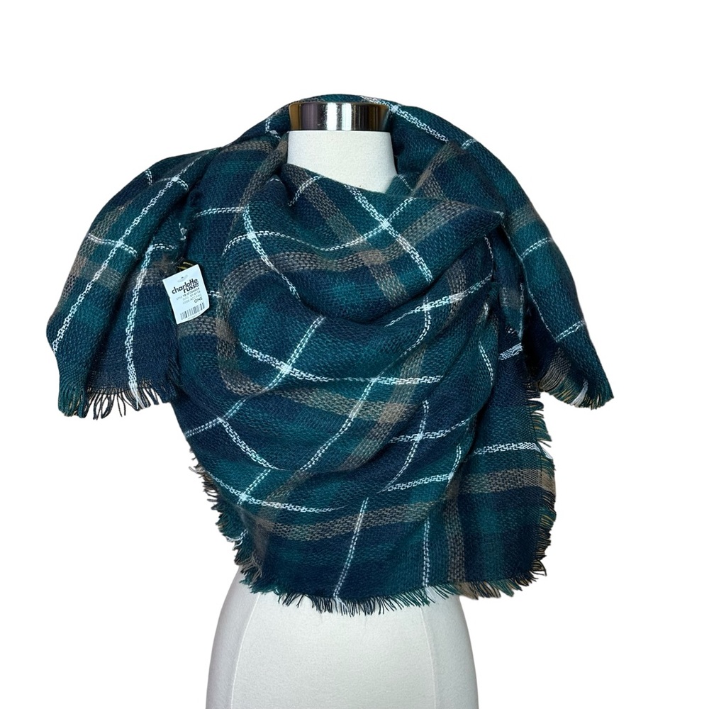 Charlotte Russe Acrylic Fall Winter Oversized Large Square Fringe Scarf NWT OS